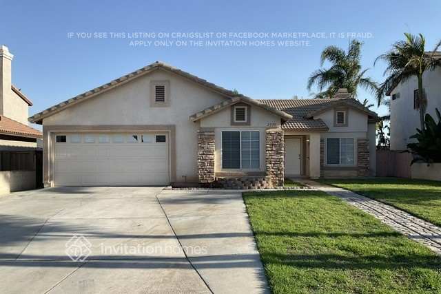 2539 W Dawnview Dr in Rialto, CA - Building Photo