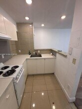 542 NW 8th St in Miami, FL - Building Photo - Building Photo