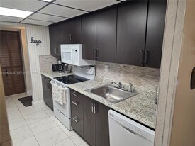 3771 Environ Blvd in Lauderhill, FL - Building Photo