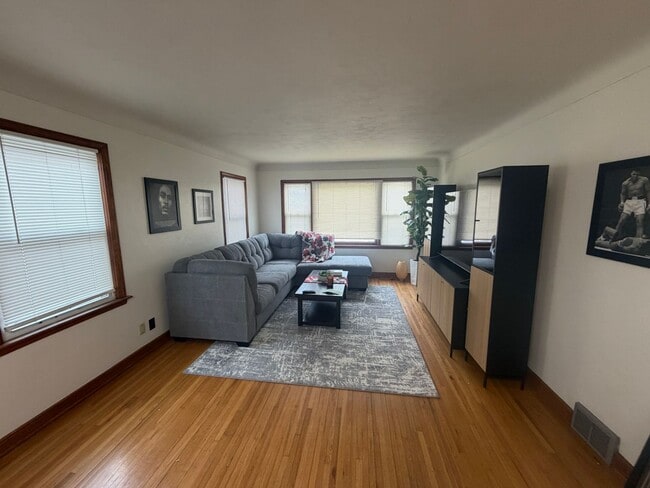 1725 Randolph Ave in St. Paul, MN - Building Photo - Building Photo