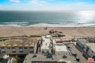 3616 The Strand in Manhattan Beach, CA - Foto de edificio - Building Photo