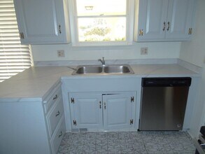 1122 W Cypress St in Rogers, AR - Building Photo - Building Photo