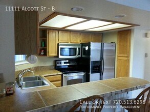 11111 Alcott St in Westminster, CO - Foto de edificio - Building Photo