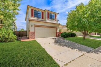9688 Queenscliffe Dr in Littleton, CO - Building Photo - Building Photo