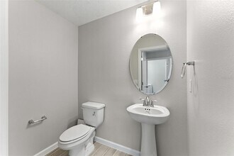15352 Burgtheater Dr in Winter Garden, FL - Building Photo - Building Photo