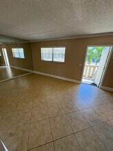 305 E Ocean Ave in Boynton Beach, FL - Building Photo - Building Photo