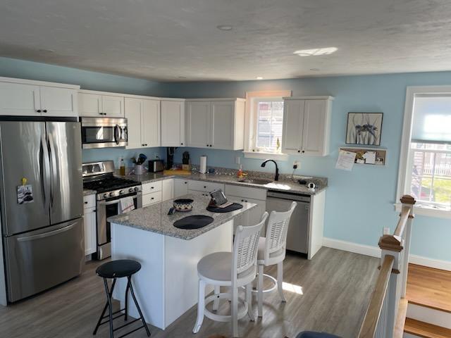 72 Cypress St, Unit 1 in Teaticket, MA - Building Photo - Building Photo