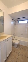 4251 NW 5th St, Unit 109 in Plantation, FL - Building Photo - Building Photo