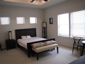 6306 Grand Blvd in Houston, TX - Building Photo - Building Photo