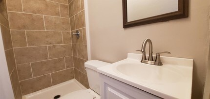 8208 Denison Ave-Unit -5 in Cleveland, OH - Building Photo - Building Photo