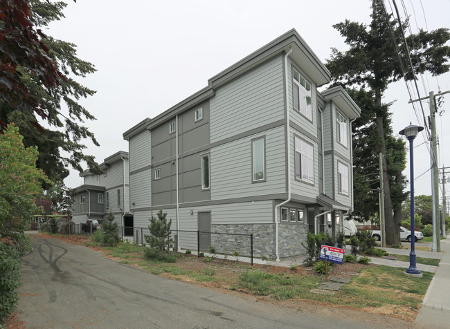 944 Dunford Ave in Langford, BC - Building Photo - Building Photo