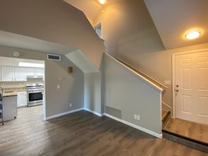 2333 W Garden Dr in Tempe, AZ - Foto de edificio - Building Photo