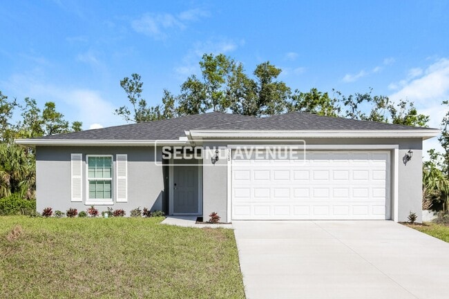 308 Avanti St in Port Charlotte, FL - Building Photo - Building Photo