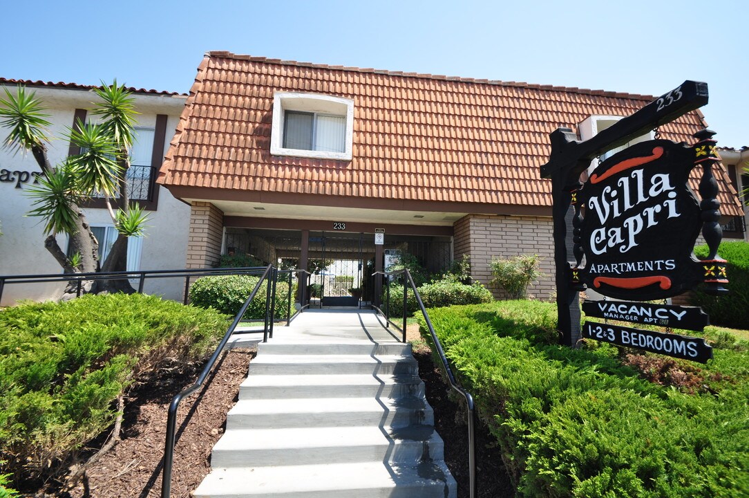 Villa Capri Apartment *$500 Off* in El Cajon, CA - Foto de edificio