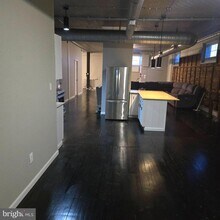 19 W Main St in Mechanicsburg, PA - Building Photo - Building Photo