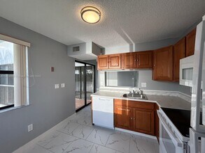 1300 S Franklin Ave in Homestead, FL - Building Photo - Building Photo