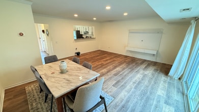 17411 Pipers Way in Olney, MD - Building Photo - Building Photo