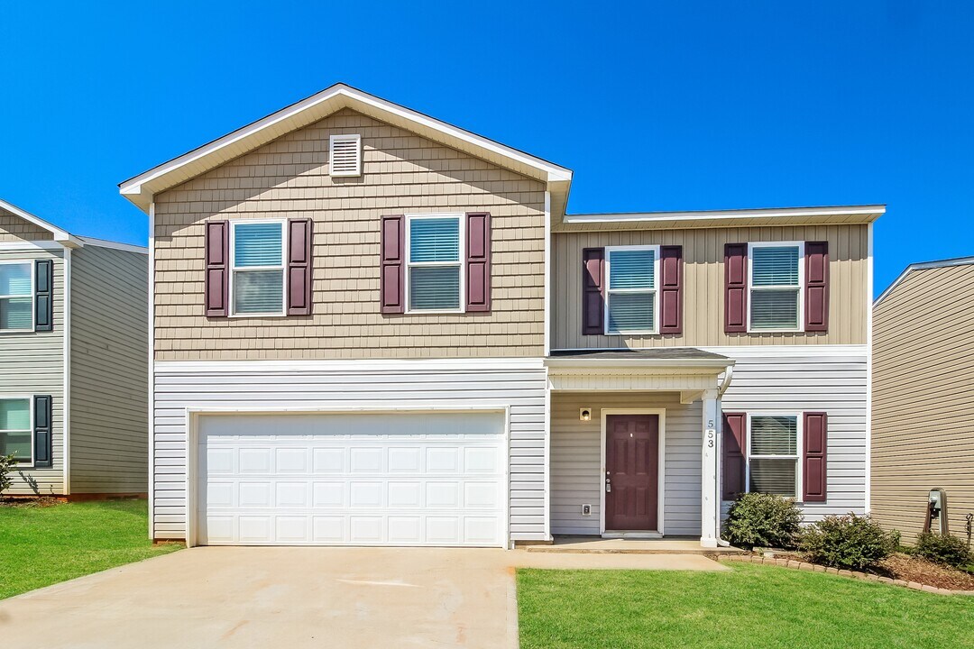 950 Seay Rd in Inman, SC - Building Photo