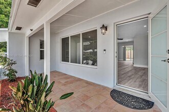 2920 NE 8th Terrace in Pompano Beach, FL - Building Photo - Building Photo