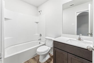 13622 Logan Pass Dr in Ponder, TX - Building Photo - Building Photo