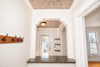 114 E Johnson St in Madison, WI - Building Photo - Building Photo