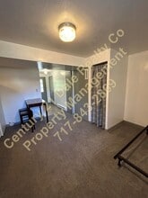 4786 Lewisberry Rd in Dover, PA - Building Photo - Building Photo