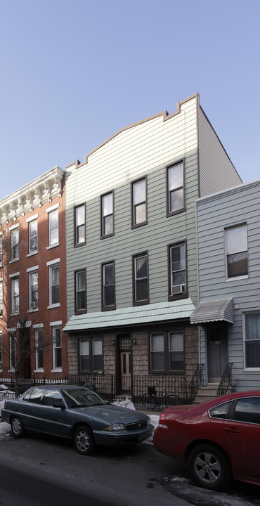 207 Green St in Brooklyn, NY - Foto de edificio