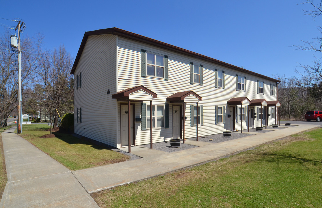 203 Elm St in Cobleskill, NY - Building Photo