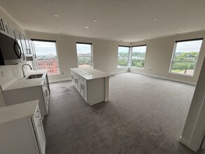 The Monico in Omaha, NE - Building Photo - Interior Photo