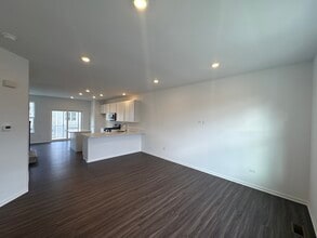 25636 W Yorkshire Dr in Plainfield, IL - Building Photo - Building Photo