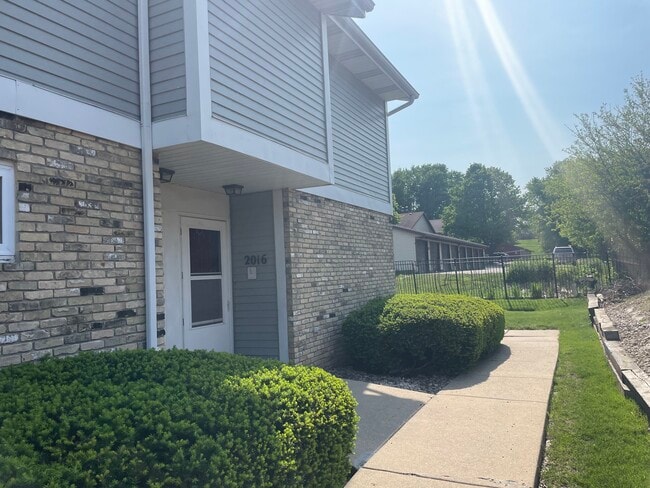 2022 McKenna Blvd in Madison, WI - Building Photo - Building Photo