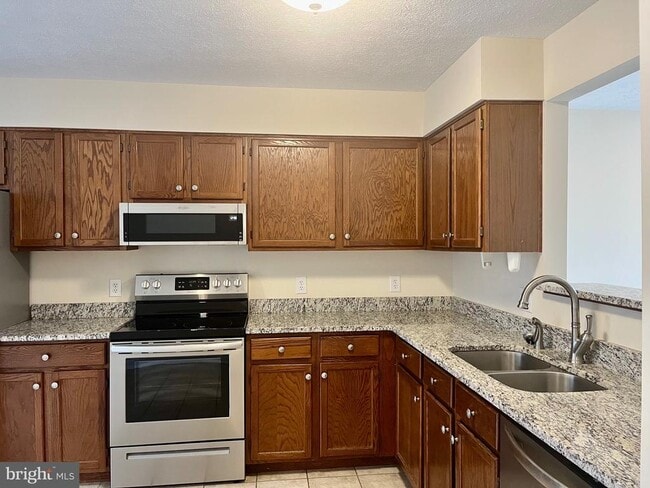 5125 Mallards Landing Dr in King George, VA - Building Photo - Building Photo