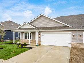 426 Emily Dr in Plain City, OH - Building Photo - Building Photo