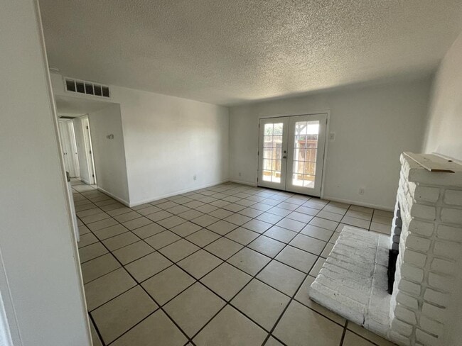 property at 4440 E Dakota Ave