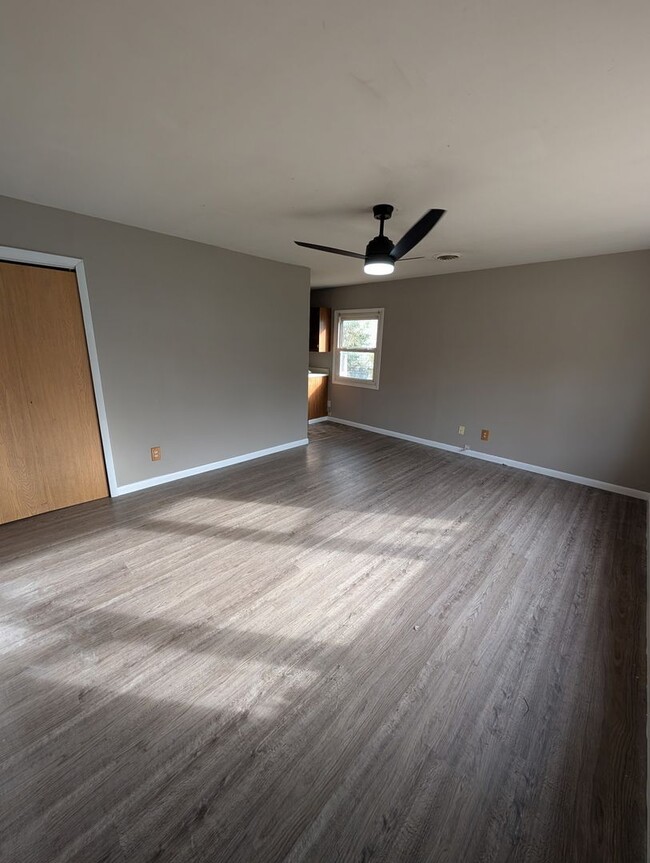 7 Garnet Ct in Springfield, IL - Building Photo - Building Photo