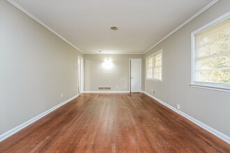 3149 Beech Dr in East Point, GA - Foto de edificio - Building Photo
