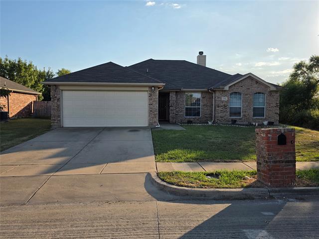 1513 Millbrook Dr in Midlothian, TX - Building Photo - Building Photo
