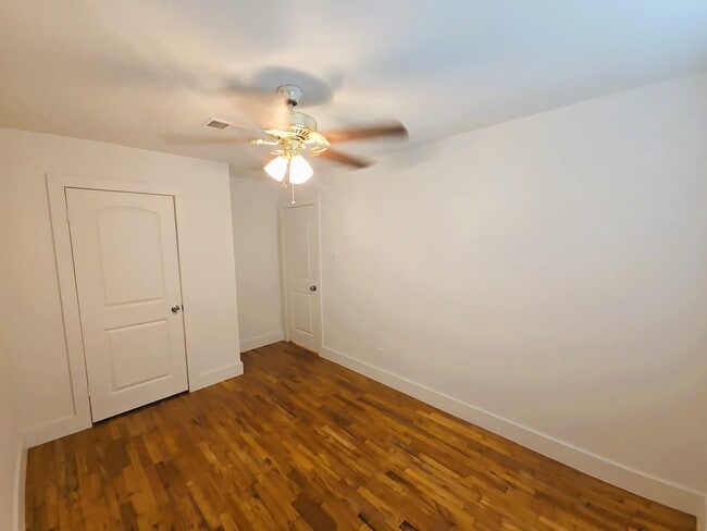 3603 E Lockwood Dr in Houston, TX - Building Photo - Building Photo