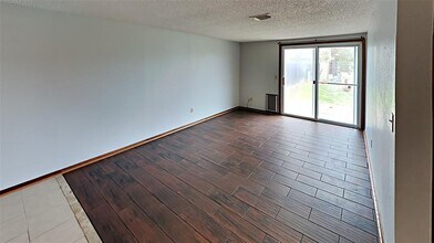 7521 NW 113th Pl in Oklahoma City, OK - Building Photo - Building Photo
