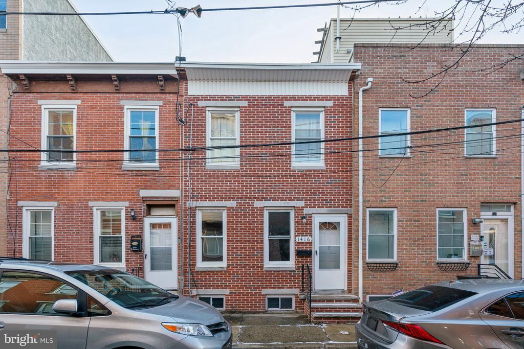 1416 Montrose St in Philadelphia, PA - Building Photo