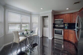756 Bevelander Pl in West Sayville, NY - Building Photo - Building Photo