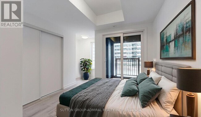 3069 Pharmacy Ave in Toronto, ON - Building Photo - Building Photo