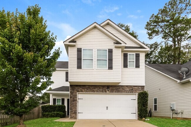 663 Dunrobin Ln
