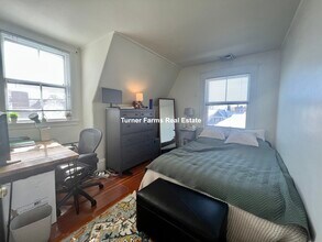 79 College Ave, Unit 4 in Somerville, MA - Foto de edificio - Building Photo
