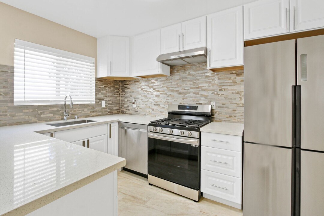 1234 Wellesley Ave in Los Angeles, CA - Building Photo