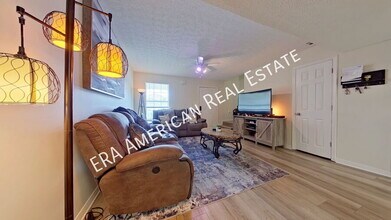 5 Chatelaine Cir SE in Fort Walton Beach, FL - Building Photo - Building Photo