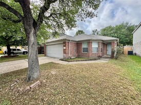 2723 Packard Elm St in Houston, TX - Building Photo