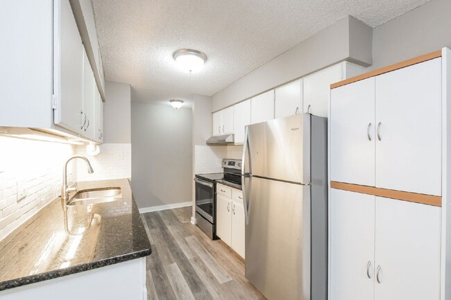 property at 7335 E Quincy Ave