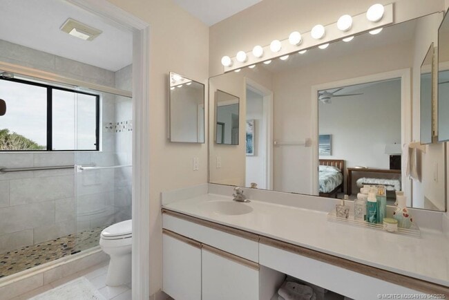 property at 5626 SE Schooner Oaks Way