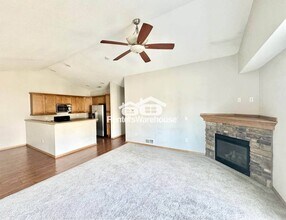 2000 Meadow Ct, Unit 510 in Des Moines, IA - Building Photo - Building Photo